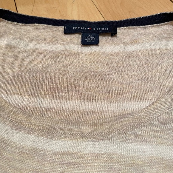 Tommy Hilfiger striped sweater! - Picture 4 of 6